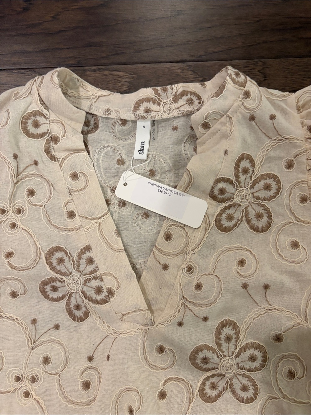 New With Tags Glam Embroidered Detail Puff Sleeve Neutral Top Sz S - Picture 5 of 8